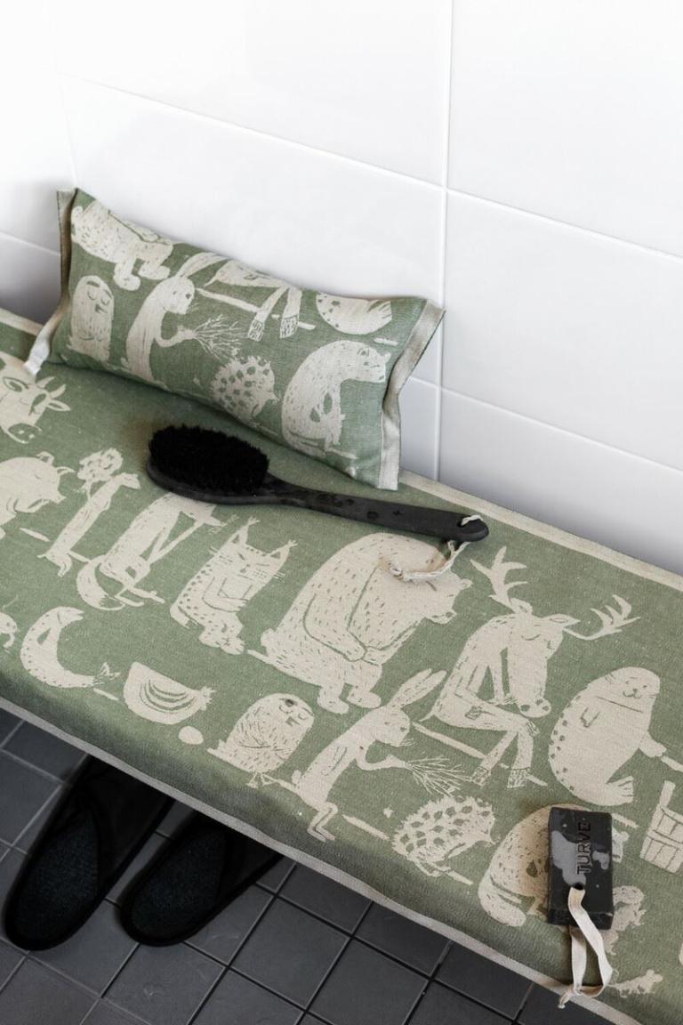 lapuankankurit_elainten_sauna_sauna_liegeschutz