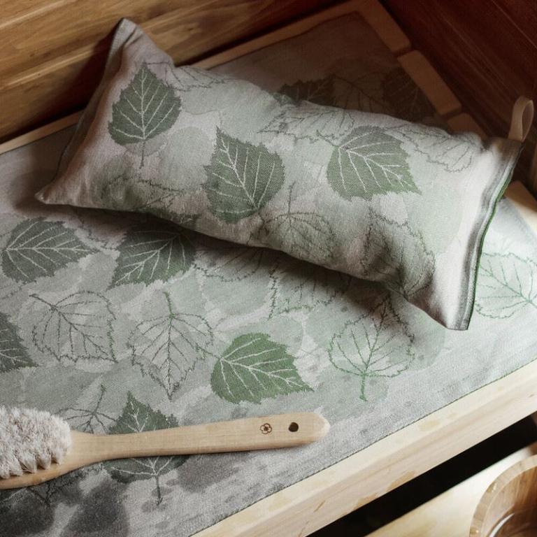 lapuankankurit_koivunen_sauna_Unterlage_und_sauna_kissen_leinen_grün